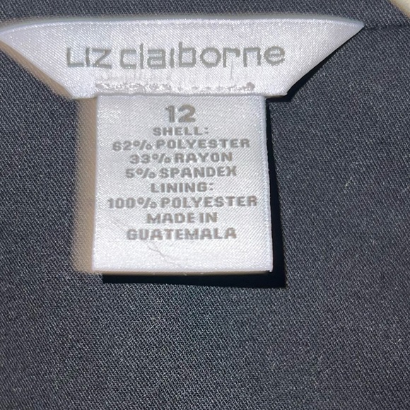 Liz Claiborne Women’s Classic Blazer - Picture 2 of 4